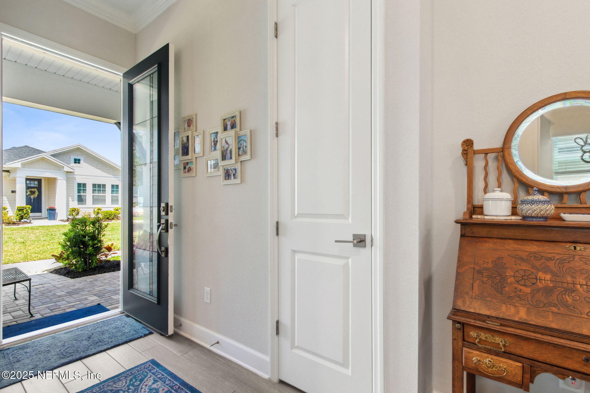 255 Dalton Circle St. Augustine, FL 32092 - Photo 5 of 63 Welcome Home!