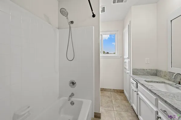 $249,900 | 15413 7 Pines Avenue, Baton Rouge, LA 70817