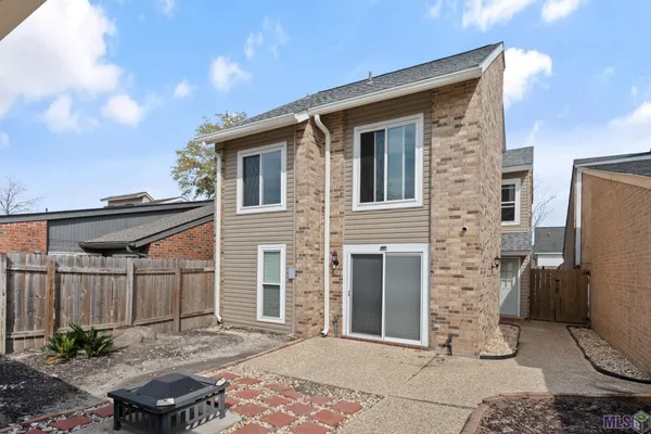 $249,900 | 15413 7 Pines Avenue, Baton Rouge, LA 70817