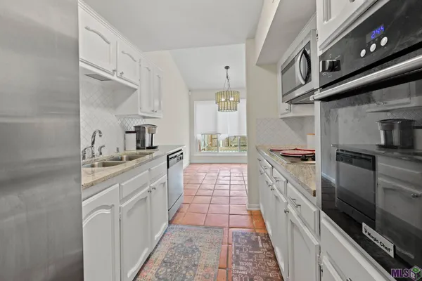 $249,900 | 15413 7 Pines Avenue, Baton Rouge, LA 70817
