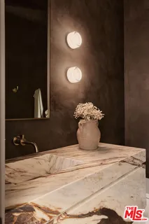 $4,495,000 | 2026 Louella Avenue, Venice, CA 90291