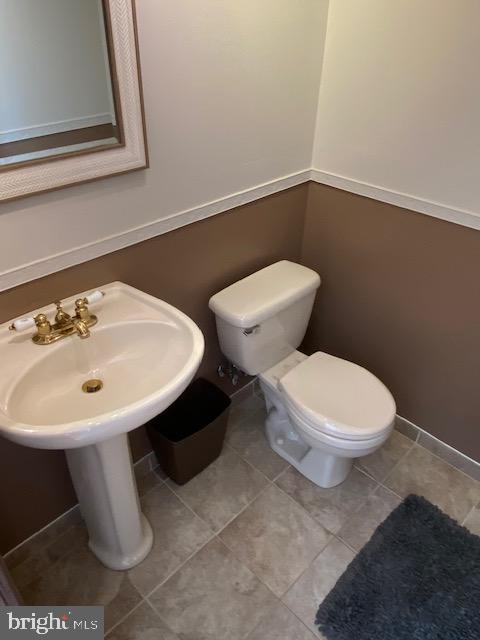 3447 Brookview Road Philadelphia, PA 19154 - Photo 11 of 38 Master Bath