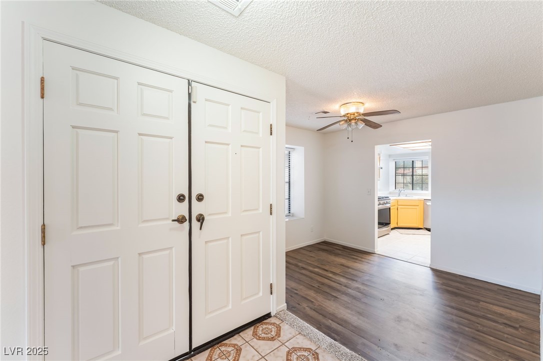 6513 Deadwood Road Las Vegas, NV 89108 - Photo 11 of 38