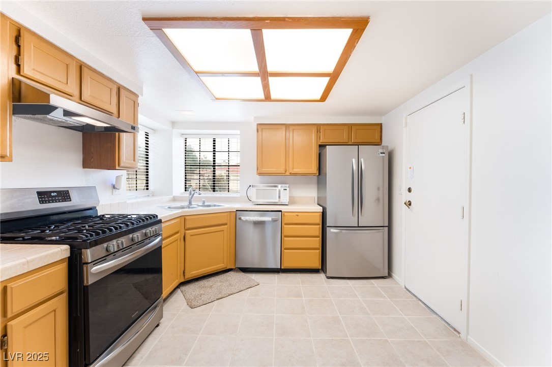 6513 Deadwood Road Las Vegas, NV 89108 - Photo 18 of 38