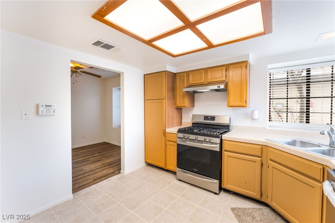 6513 Deadwood Road Las Vegas, NV 89108 - Photo 20 of 38