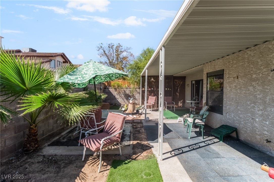 6513 Deadwood Road Las Vegas, NV 89108 - Photo 33 of 34 View of patio
