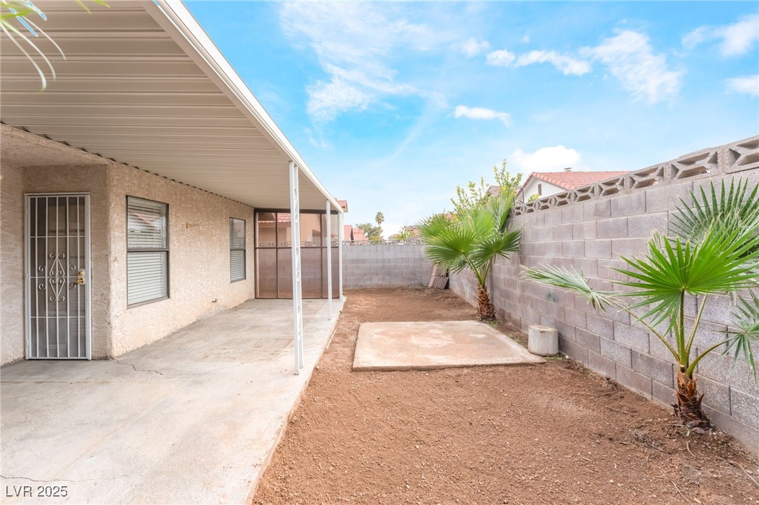 6513 Deadwood Road Las Vegas, NV 89108 - Photo 35 of 38