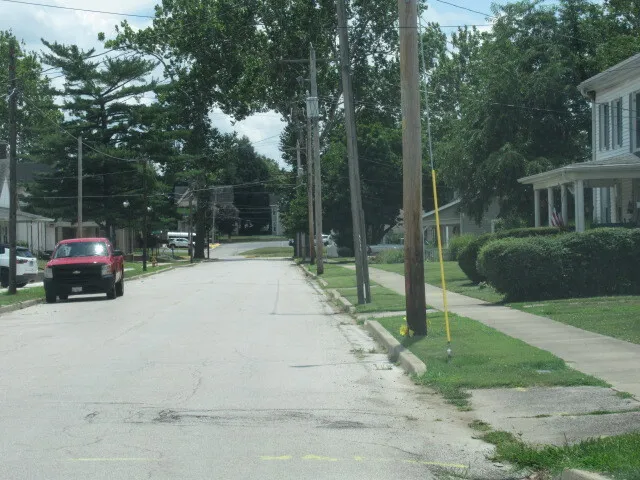 $50,000 | 233 Buena Vista Street, Paris, IL 61944