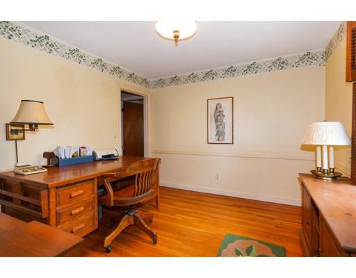 30 Susan Road Marlborough, MA 01752 - Photo 5 of 24 Gallery Image 5