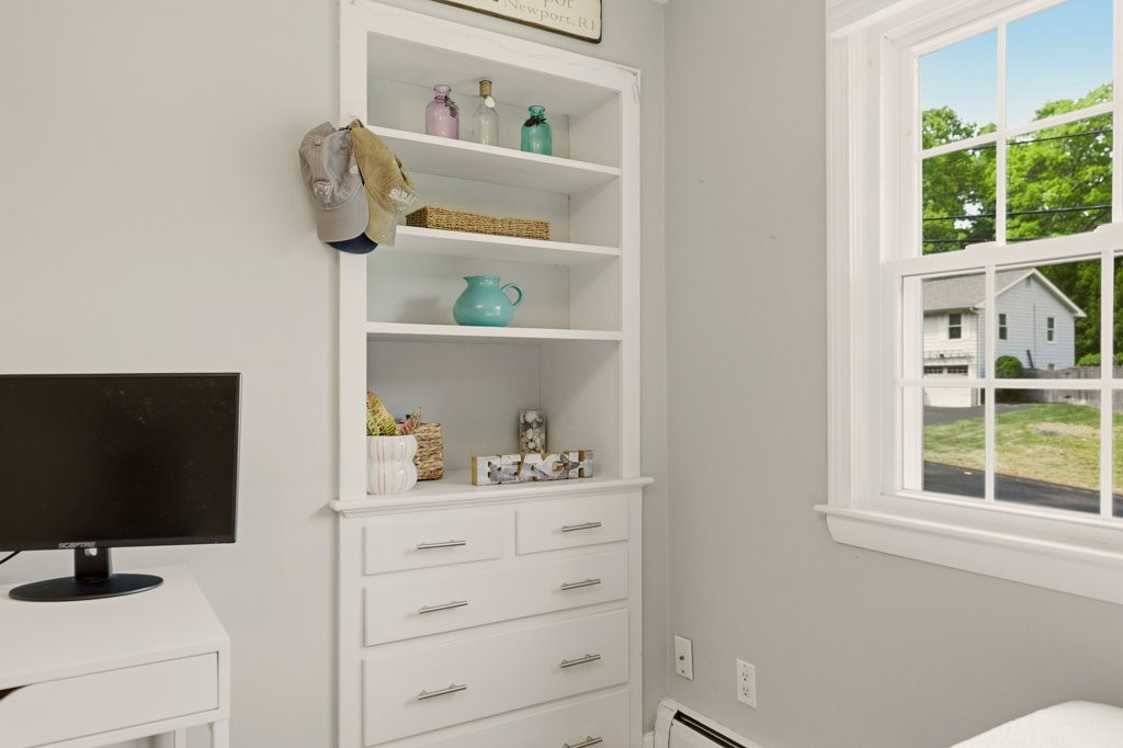 78 Grand View Road East Greenwich, RI 02818 - Photo 20 of 47
