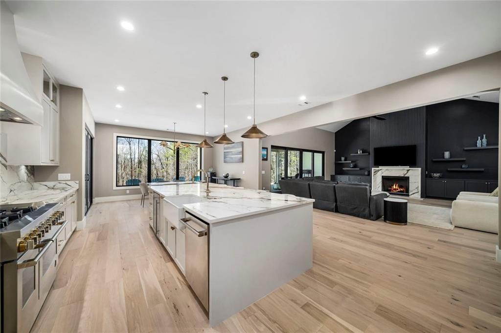 2309 Dinsmore Road Milton, GA 30004 - Photo 15 of 87