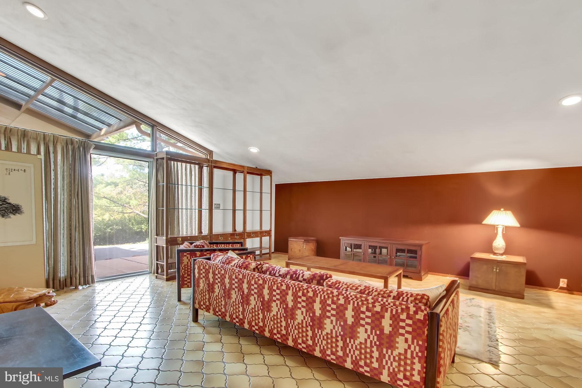 4321 Valley View Road Harrisburg, PA 17112 - Photo 4 of 35 Gallery Image 4