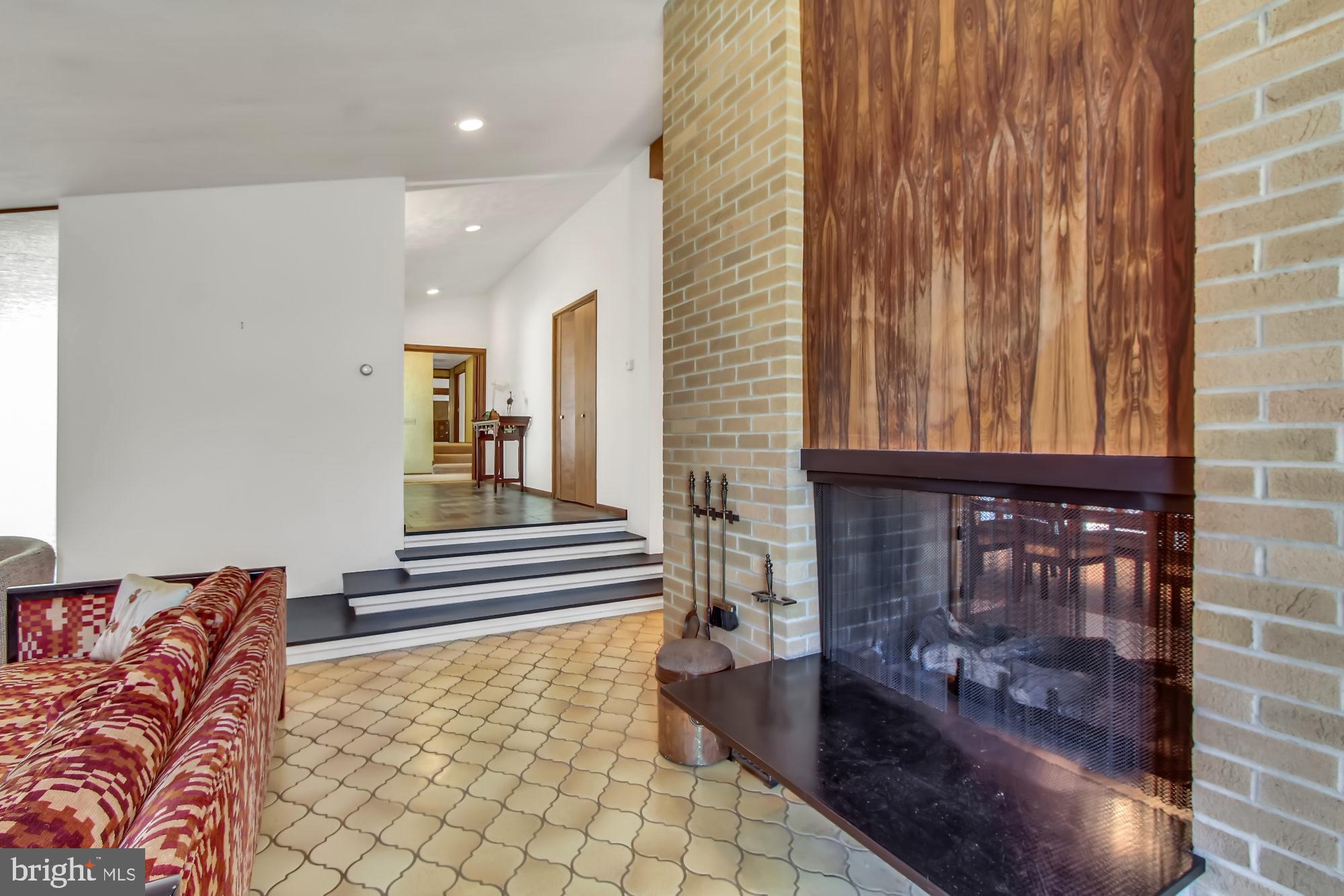 4321 Valley View Road Harrisburg, PA 17112 - Photo 7 of 35 Gallery Image 7