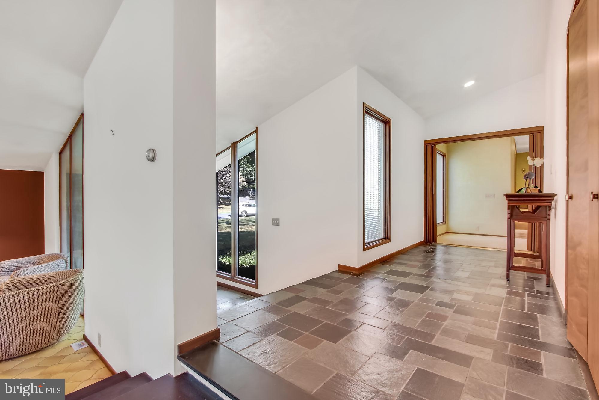 4321 Valley View Road Harrisburg, PA 17112 - Photo 9 of 35 Gallery Image 9
