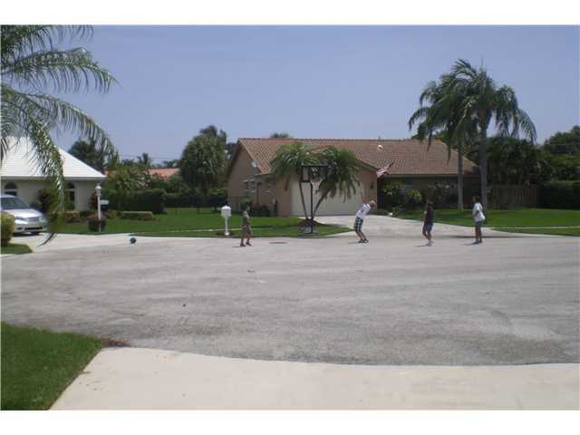 454 Cactus Circle Boca Raton, FL 33487 - Photo 13 of 24 Additional Photo