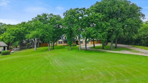 $450,000 | 3703 Northwest County Road 0016, Corsicana, TX 75110