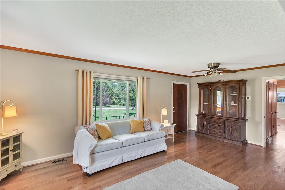 3700 Belhaven Road Belton, SC 29627 - Photo 5 of 43
