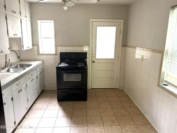 $1,000 | 1043 Seba Street, Jacksonville, FL 32205