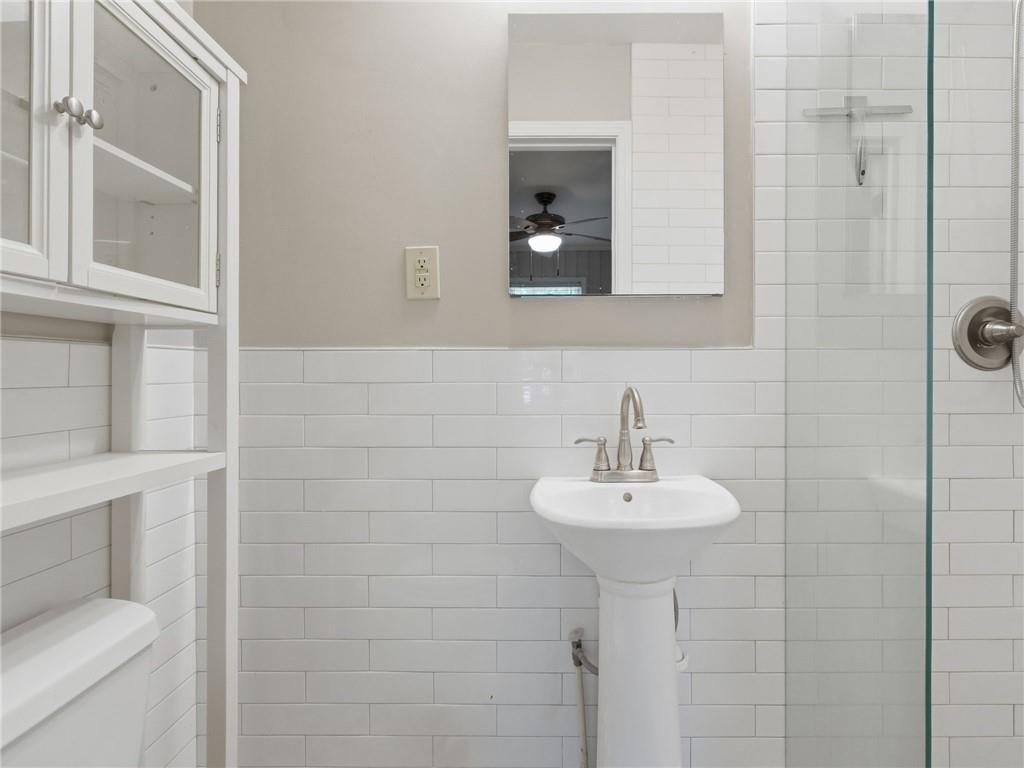 1111 North Valley Drive Decatur, GA 30033 - Photo 27 of 36