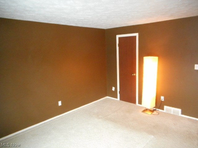 6474 State Road, Unit 6 Parma, OH 44134 - Photo 10 of 18 Spacious Master Bedroom. The door you see opens to the walk-in closet.