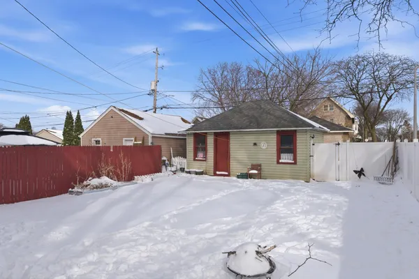 $199,900 | 1028 South 61st Street, West Allis, WI 53214