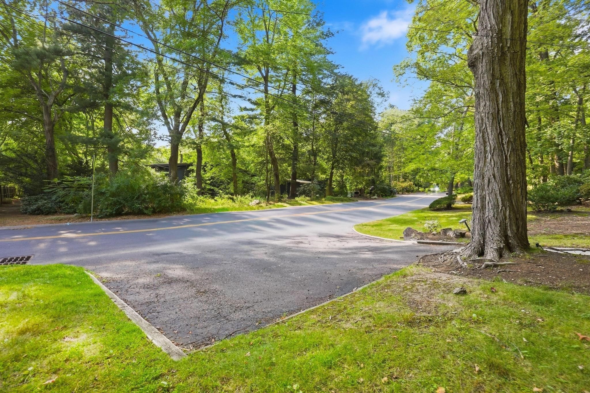 30 Peacock Farm Road Lexington, MA 02421 - Photo 3 of 41 Gallery Image 3
