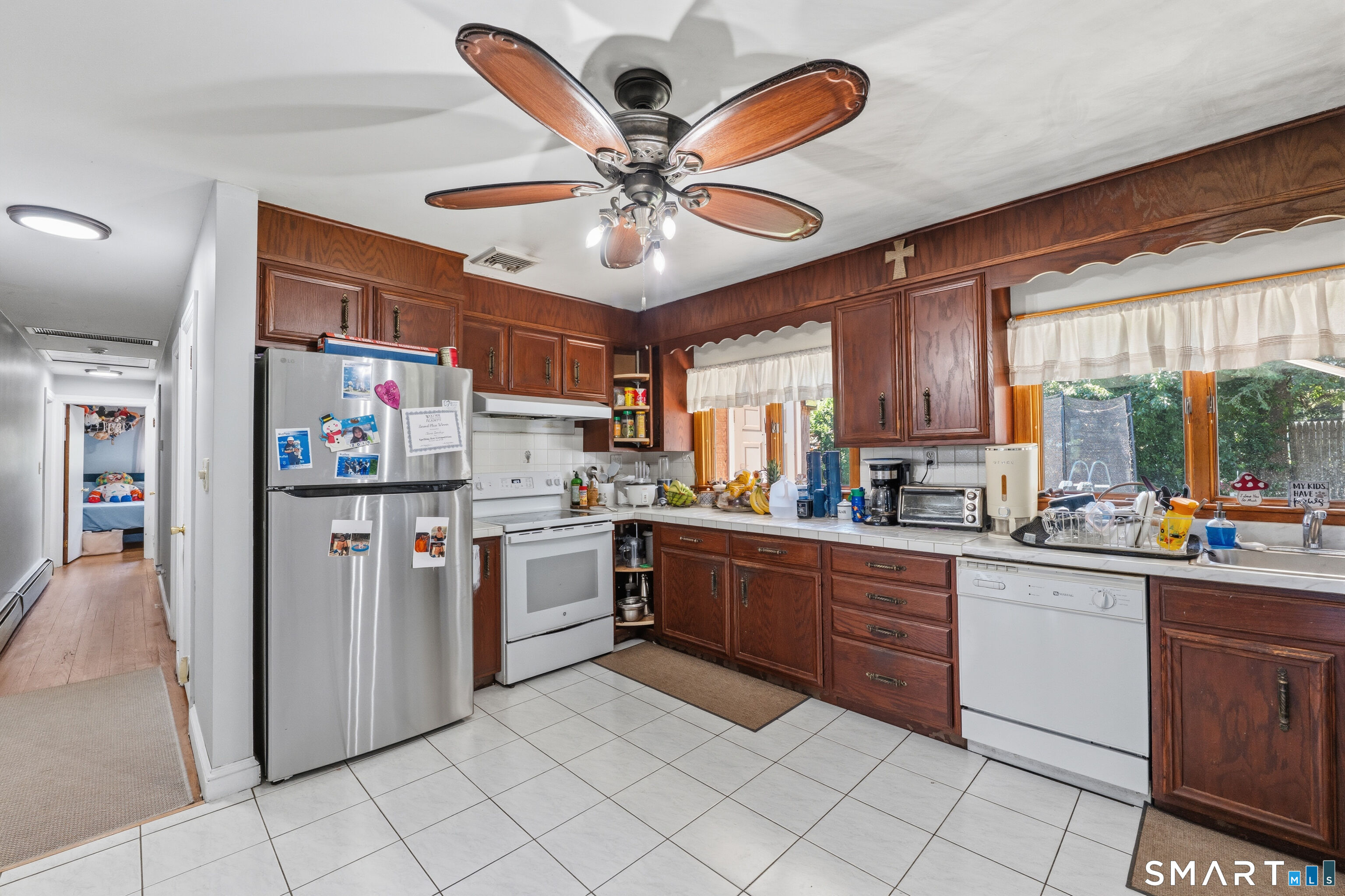 4 Francis Road Danbury, CT 06810 - Photo 18 of 36