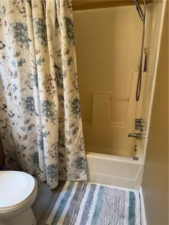 $2,050 | 2578 Shadowbrook Drive, Decatur, GA 30034