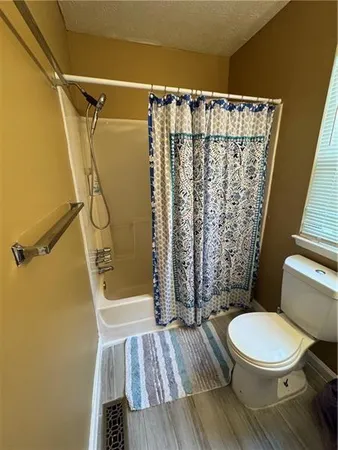 $2,050 | 2578 Shadowbrook Drive, Decatur, GA 30034