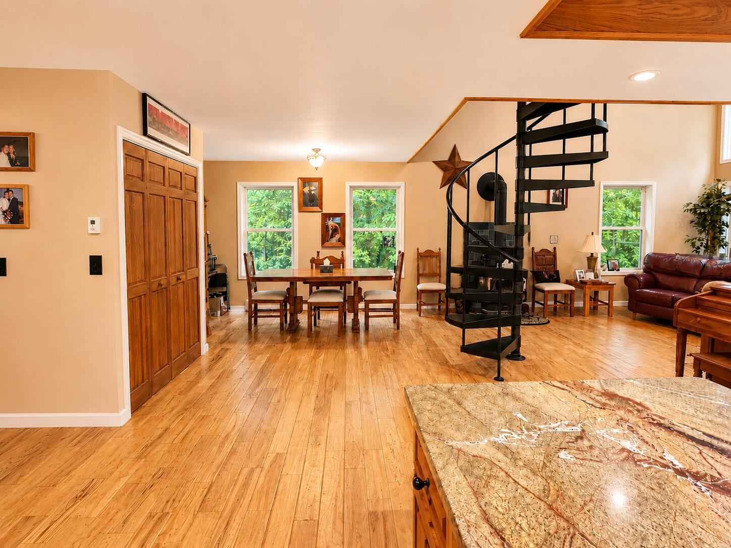 27 French Road North Bangor, NY 12966 - Photo 21 of 39