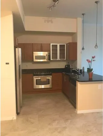 $2,600 | 600 South Dixie Highway, Unit 407, West Palm Beach, FL 33401