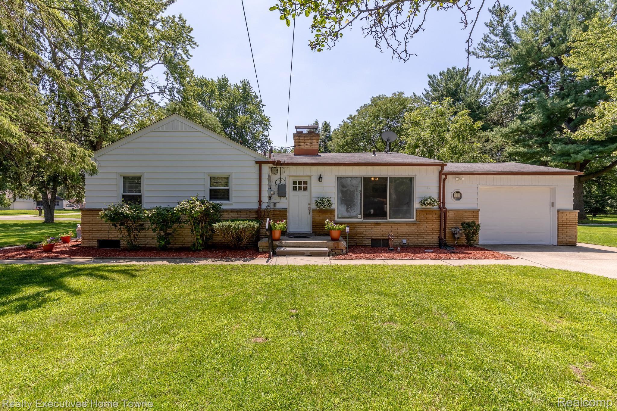 22365 Berg Road Southfield, MI 48033 - Photo 6 of 34 22365 Berg-14.jpg