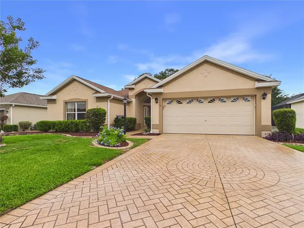 $450,000 | 817 Oak Forest Drive, The Villages, FL 32162