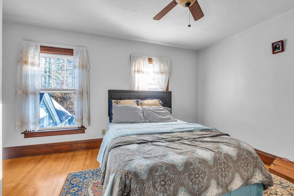 27 Chase Street Orange, MA 01364 - Photo 18 of 41