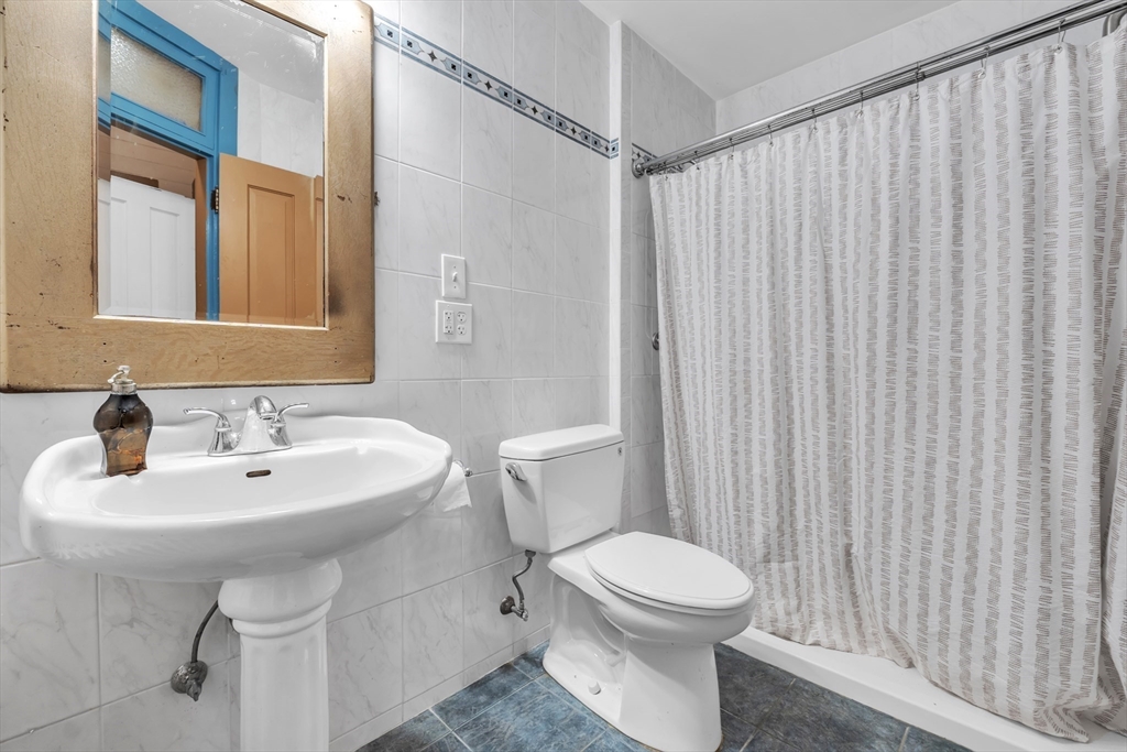 27 Chase Street Orange, MA 01364 - Photo 23 of 41