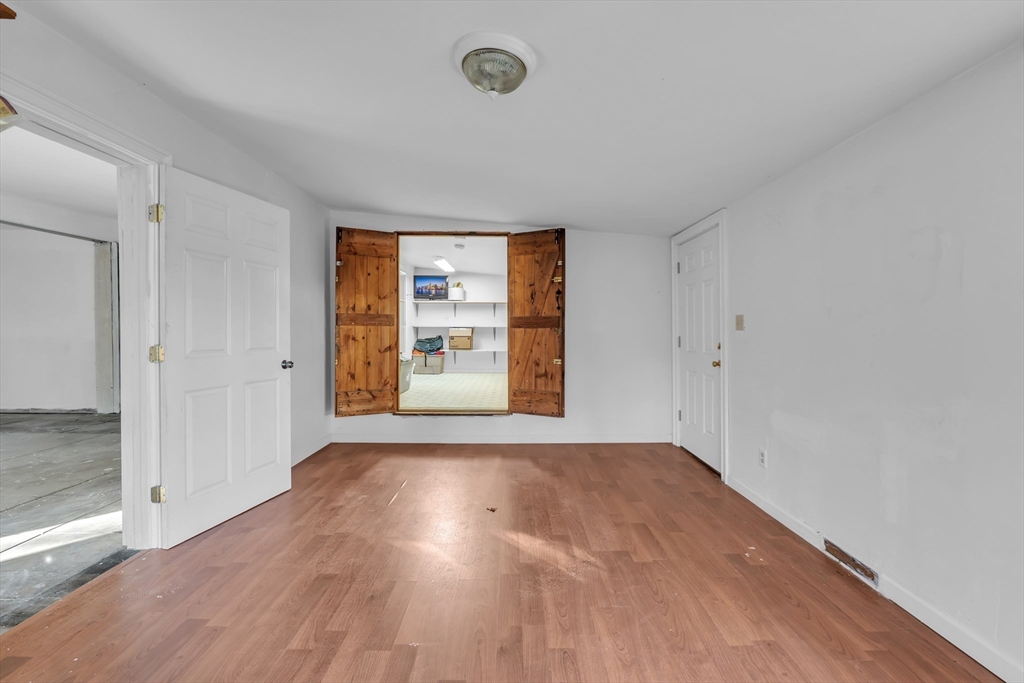 27 Chase Street Orange, MA 01364 - Photo 29 of 41