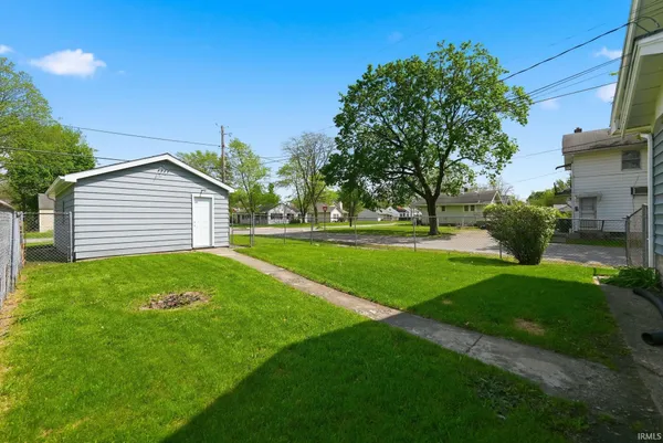 $144,000 | 3629 Robinwood Drive, Fort Wayne, IN 46806