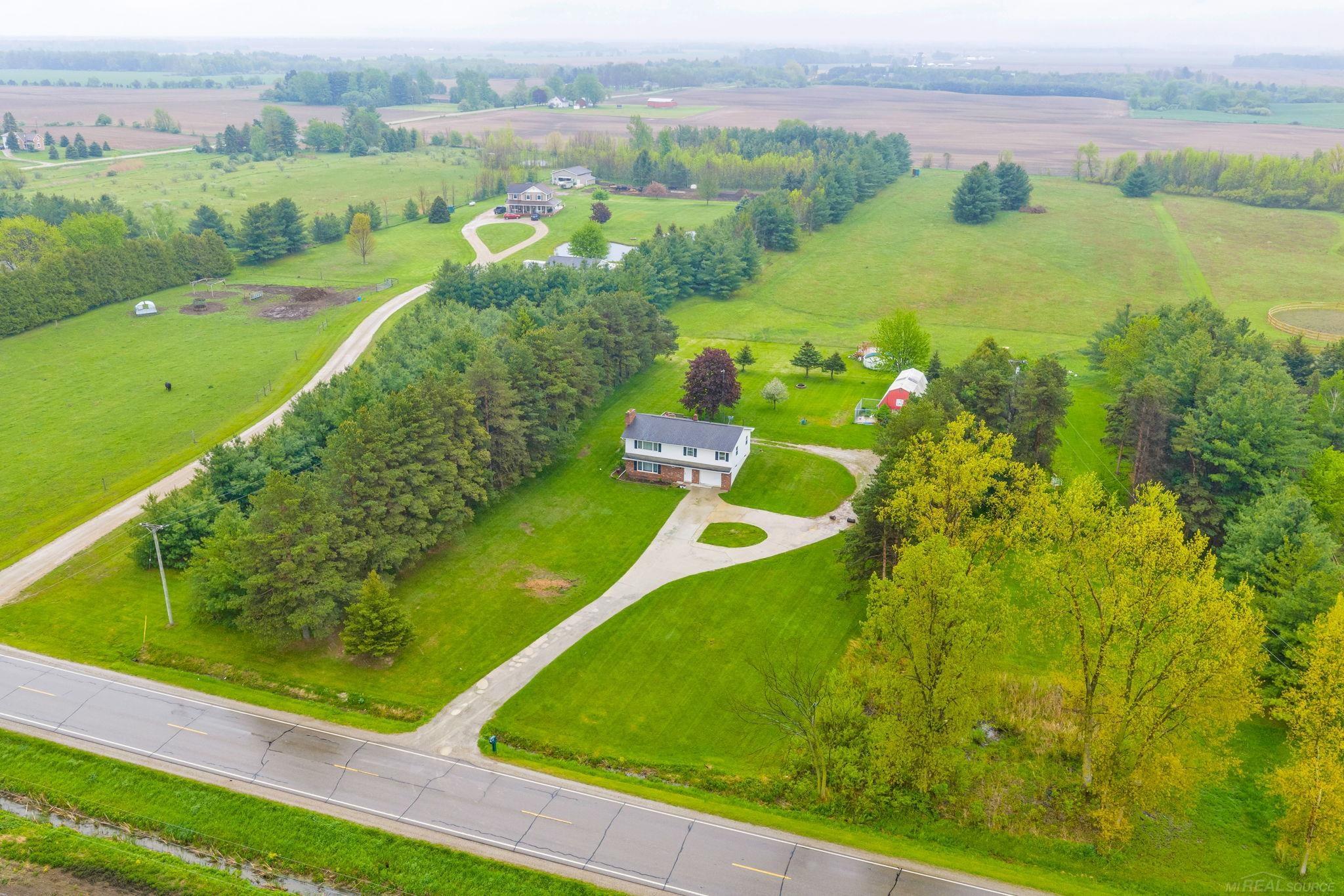 4394 Deckerville Road Deckerville, MI 48427 - Photo 7 of 46