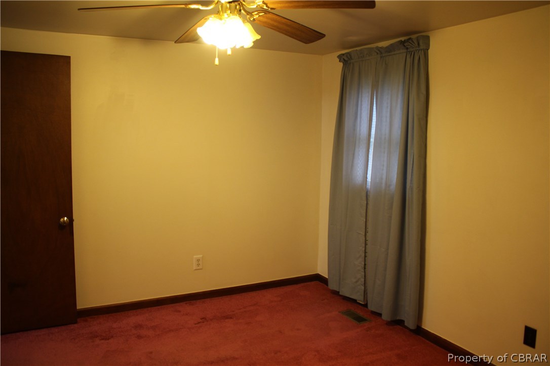 1174 North River Road Bohannon, VA 23021 - Photo 16 of 35 a view of an empty room
