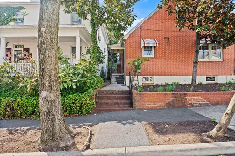 $319,000 | 31 East Germain Street, Winchester, VA 22601