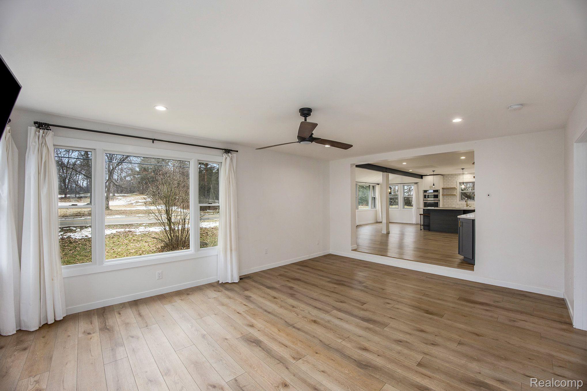 3720 Gregory Road Lake Orion, MI 48359 - Photo 12 of 49 Gallery Image 12