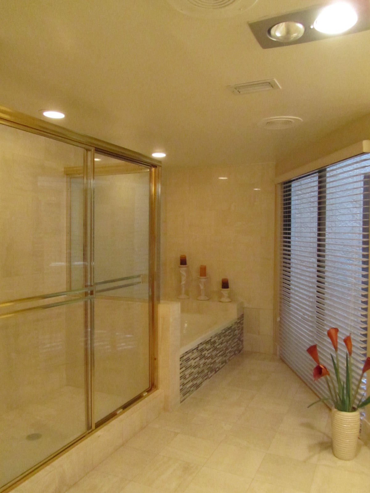 22588 Esplanada Circle Boca Raton, FL 33433 - Photo 22 of 45 2nd ground level bathroom