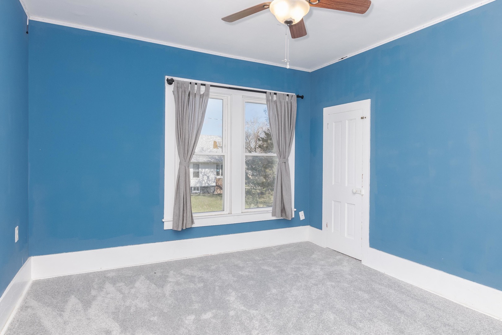 26 Lafayette Street Saunemin, IL 61769 - Photo 37 of 38 a view of an empty room with a window