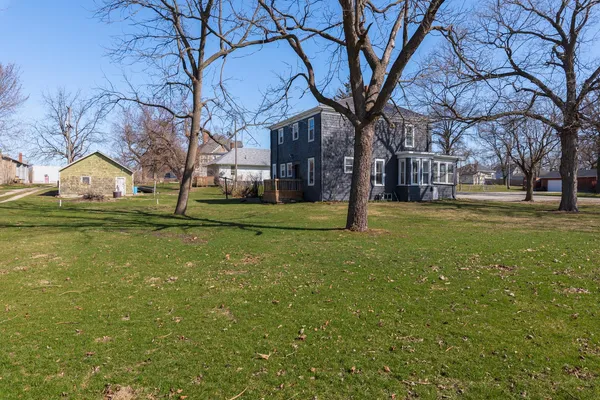 $192,500 | 26 Lafayette Street, Saunemin, IL 61769