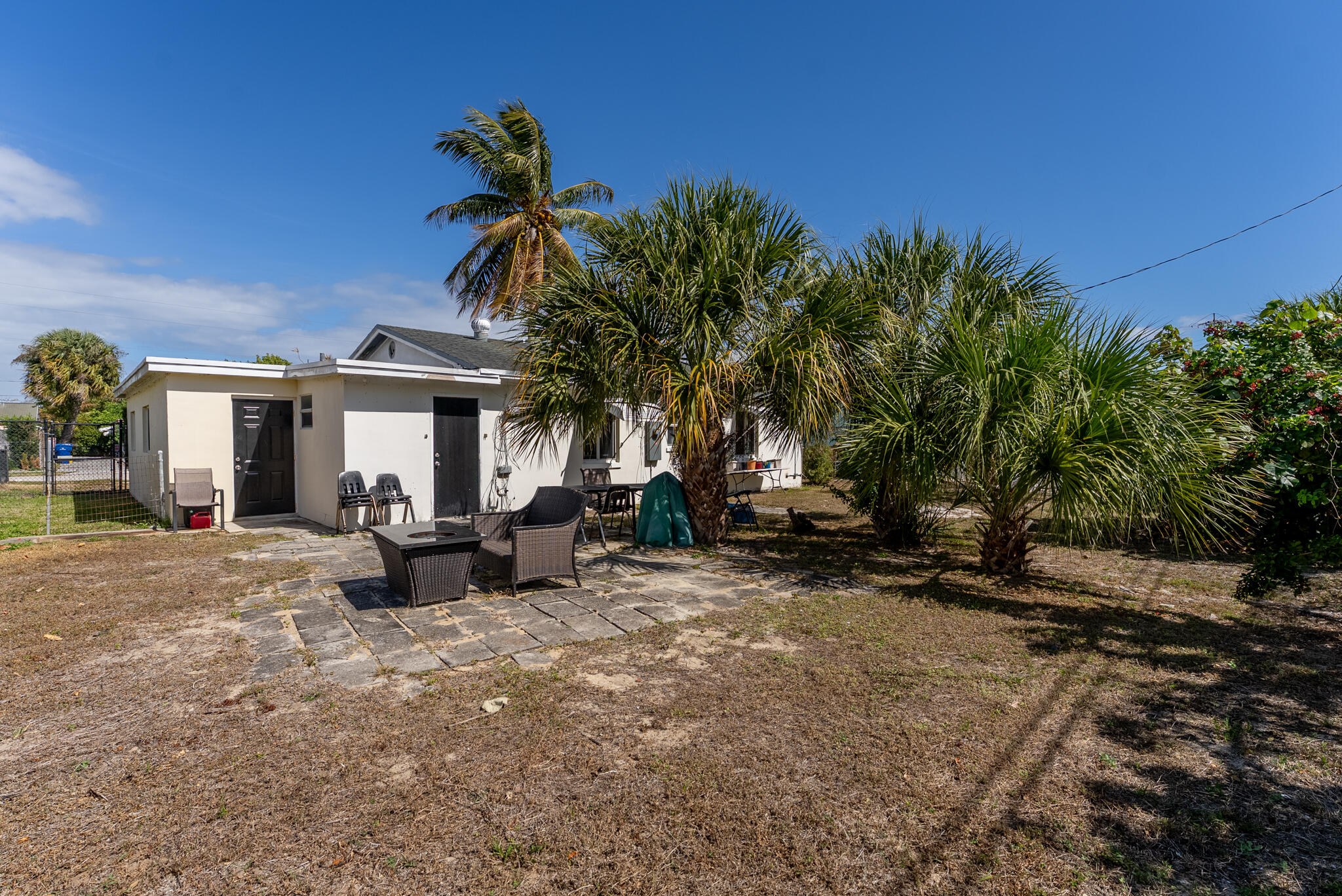 137 West 34th Street Riviera Beach, FL 33404 - Photo 26 of 26 Woolf Realty_137 N 34th (23 of 23)