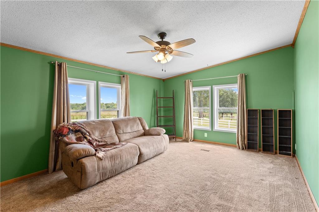 15038 Fairmount Road Basehor, KS 66007 - Photo 18 of 36