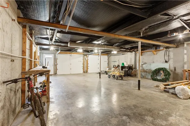 $500,000 | 15038 Fairmount Road, Basehor, KS 66007