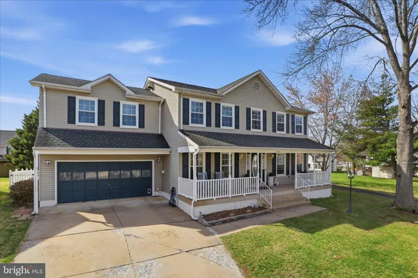 $690,000 | 10410 Labrador Loop, Manassas, VA 20112