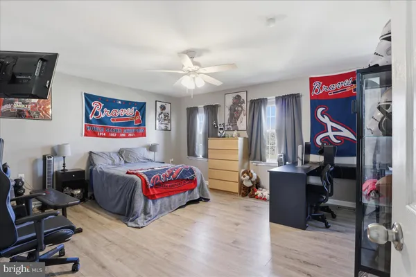 $690,000 | 10410 Labrador Loop, Manassas, VA 20112