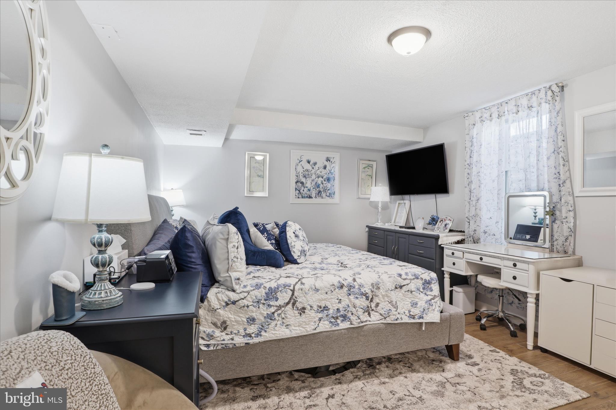 10410 Labrador Loop Manassas, VA 20112 - Photo 43 of 69 30